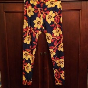 Lularoe TC leggings butter soft